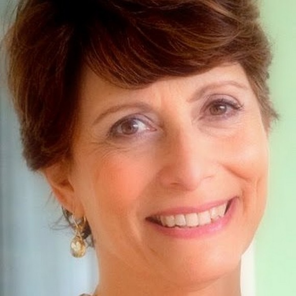 Meet your Posher, Amy - Picture 1 of 1